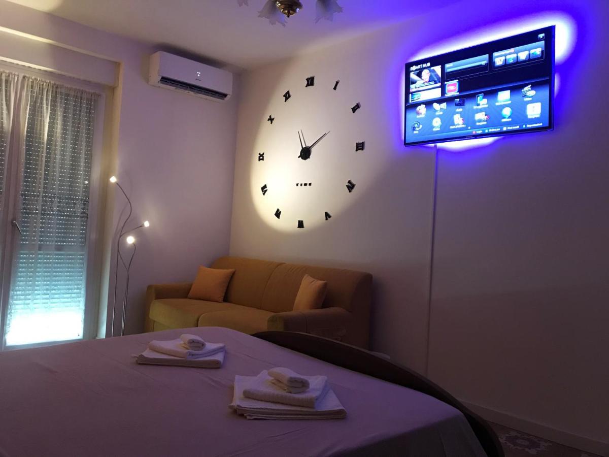דומודוסולה B&B La Terrazza מראה חיצוני תמונה