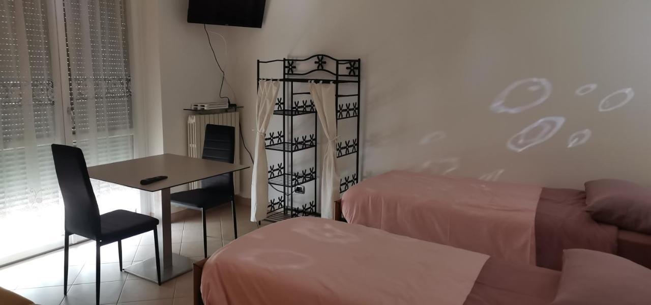 דומודוסולה B&B La Terrazza מראה חיצוני תמונה